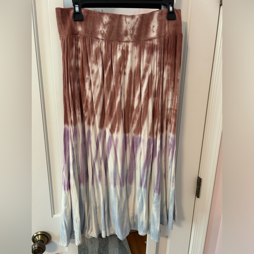 Chaser tie dye skirt Medium